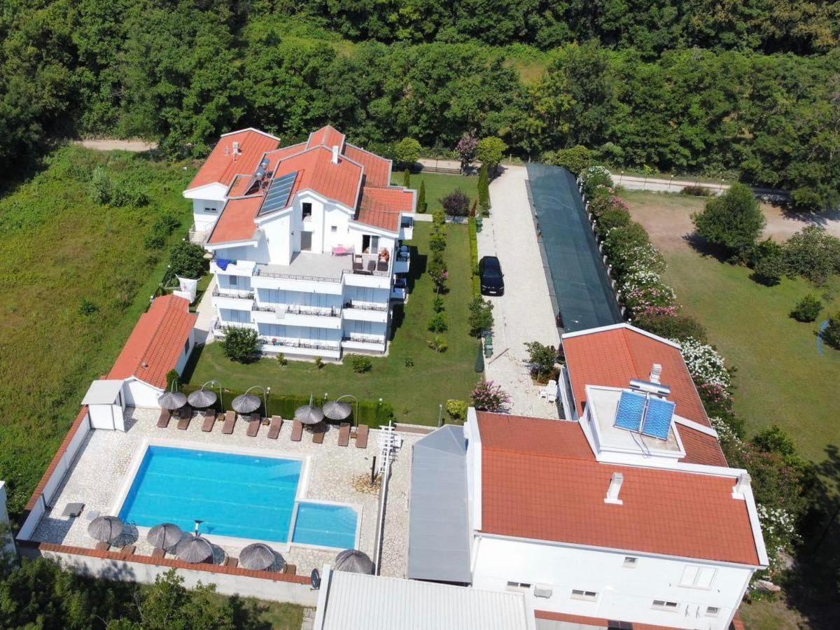 Residence Leora Ulcinj Exterior foto