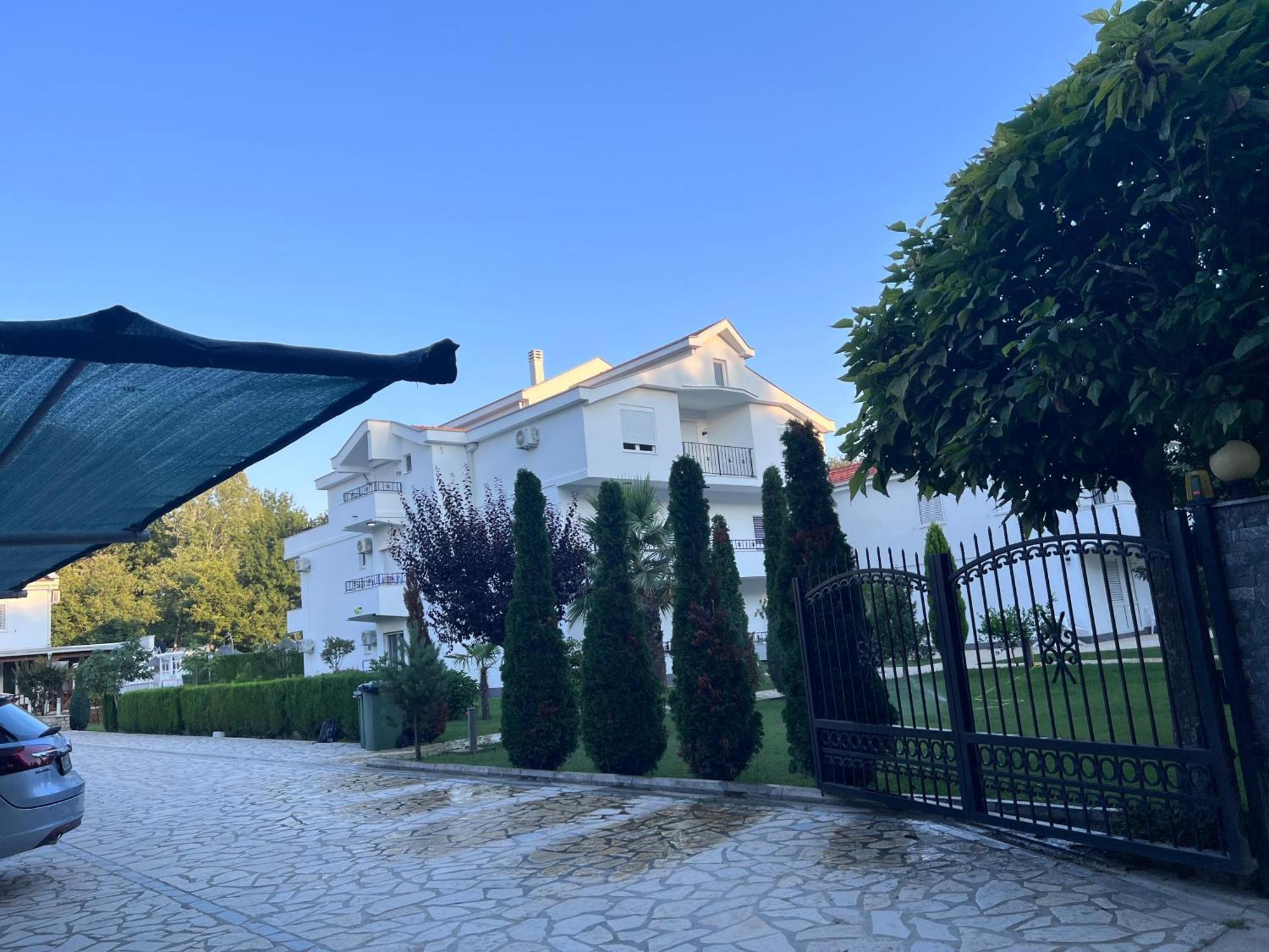 Residence Leora Ulcinj Exterior foto